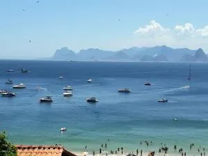 Casa Vista Panorâmica Itaipu - Itacoatiara