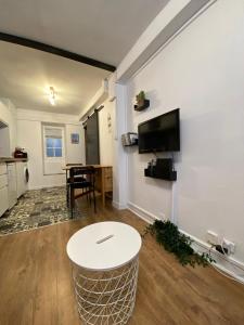 Appartements Magnifique studio hyper centre plage et commerce (capacite 4 personnes) : photos des chambres