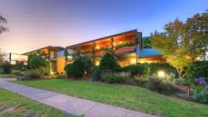 The Vines Motel & Cottages - Severnlea