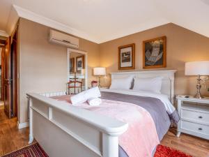 Villa Di Pietro 502 - Apto no coração de Gramado 400 metros Rua Coberta