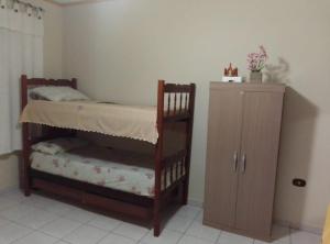 Apartamento ( Kitão ) Frente pro Mar, Vila Caiçara, Praia Grande.