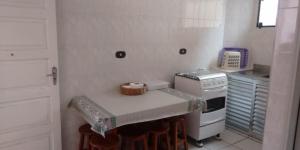 Apartamento ( Kitão ) Frente pro Mar, Vila Caiçara, Praia Grande.