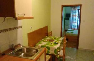 Apartments in Jadranovo 41877