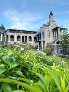 คูร์โดวเเอนด์เเซนด์วิลล่า - Ban Khaek