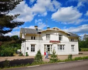 Perrongen Guesthouse - Sunnemo