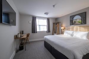Double Room - Disability Access room in Two Rivers Lodge by Marston’s Inns