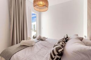 BayView Hills, luxury 2 bedroom apartment