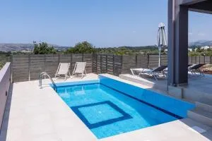 Villa Karouzo - With Private Pool - Zourídhion