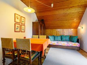 Apartment Schilf - SZA306 by Interhome