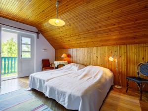 Apartment Schilf - SZA306 by Interhome