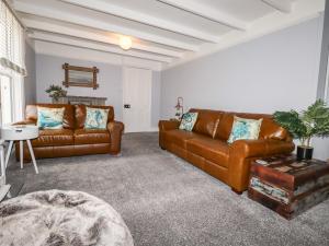 The Old Bark House No 3