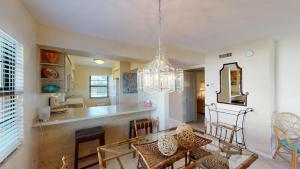 Prime Location I Free Beach Access Directly Across The Street