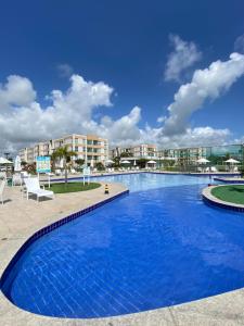 Muro Alto Condomínio Clube Apto 219