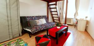 Best Neighbour Apartment