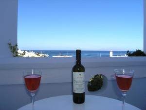 Blue Waves Suites & Apartments Santorini Greece