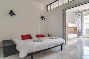 IMMOGROOM - Sea View - Balcony - 5 min from the beach - AC - Wifi