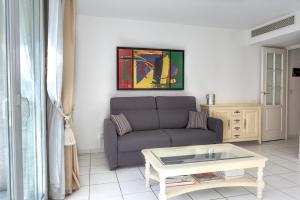 Upstays Near Beach 55m2 Apartment
