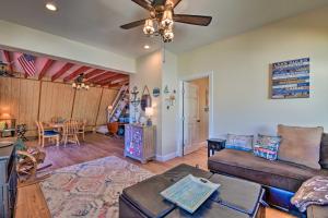 Steps to Lake! Charming Cabin Pool Access and Decks