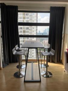 Private Jacuzzi Staycation at KL City 152