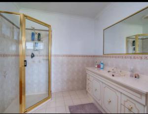 Peaceful FarmHouse stay next to Bacchus Marsh Town