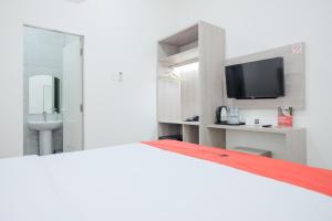 RedDoorz Plus @ Jalan Juanda Medan