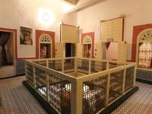 里亚德艾兹鲁庭院旅馆 - Ifrane 里亚德艾兹鲁庭院旅馆 - Ifrane