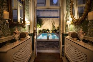 B&B / Chambres d'hotes Carcassonne Bed and Breakfast du Palais : photos des chambres