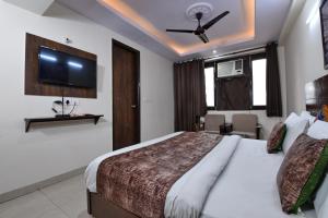 Hotel Admire Inn Sector-18 by ASPL