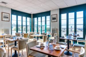 SOWELL HOTELS Le Beach : photos des chambres