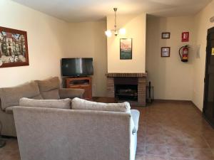 Two-Bedroom Holiday Home room in Casa Rural las Escuelas II
