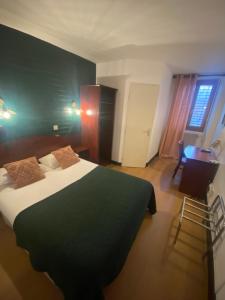 Hotels Grand Hotel De La Poste - Lyon Sud - Vienne : photos des chambres