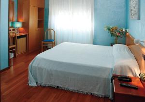 Double Room room in Hotel Autostrada