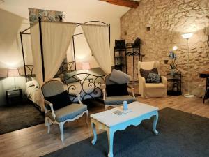 B&B / Chambres d'hotes Le Mas d'Hermes : photos des chambres