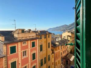 CasaViva-Central Elegant apartment in Camogli