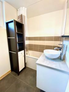 Appartements Zaurak YourHostHelper : photos des chambres