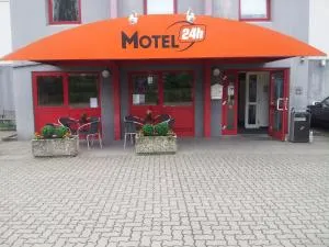 Motel 24h Hannover - Hannover