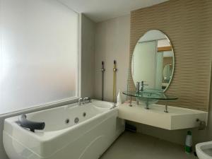 Private Jacuzzi Staycation at KL City 1014