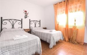 Awesome apartment in Navaluenga with WiFi and 4 Bedrooms