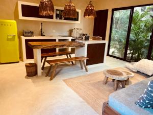 Vida Jungle Apart 1 with special fee to access Hotel Bardo