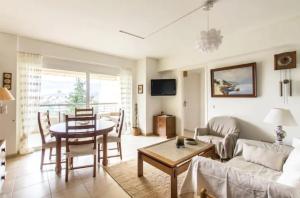 City apartment Mall center