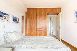 City apartment Mall center