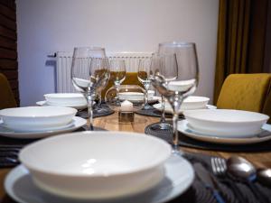 Domek RiverHut - Małe Ciche - Sauna&Jacuzzi - 400m od Stacji Narciarskiej