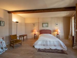 Maisons de vacances Gite Bellegarde, 4 pieces, 6 personnes - FR-1-590-2 : photos des chambres