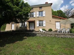 Maisons de vacances Gite Mazerat-Aurouze, 5 pieces, 9 personnes - FR-1-582-217 : photos des chambres