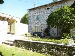 Élégante maison de maître XVIIIe, jardin clos 500m², nature, proche Puy-en-Velay, 11 pers., cosy & confort - FR-1-582-315 - Le Monastier sur Gazeille