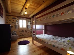 Maisons de vacances Gite Lissac, 3 pieces, 4 personnes - FR-1-582-300 : photos des chambres