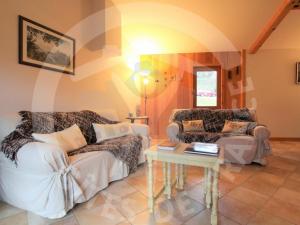 Maisons de vacances Gite Polignac, 3 pieces, 5 personnes - FR-1-582-117 : photos des chambres