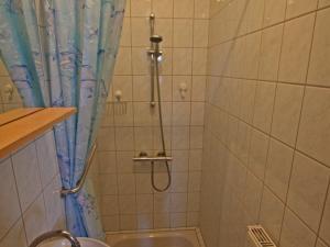 Maisons de vacances Gite Hagecourt, 3 pieces, 4 personnes - FR-1-589-138 : photos des chambres