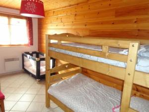 Maisons de vacances Gite Basse-sur-le-Rupt, 2 pieces, 4 personnes - FR-1-589-62 : photos des chambres