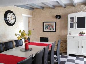 Maisons de vacances Gite L'Hermenault, 8 pieces, 14 personnes - FR-1-426-362 : photos des chambres